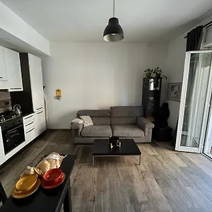 https://la-casa-di-carlotta.it-romehotels.com